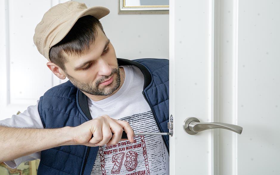 prix ouverture porte serrurier Vauréal